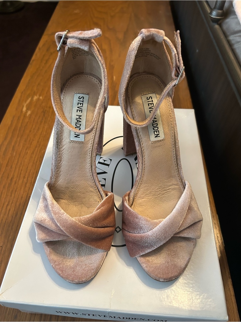 Steve Madden Pink Velvet Ankle-Strap Block Heels w box